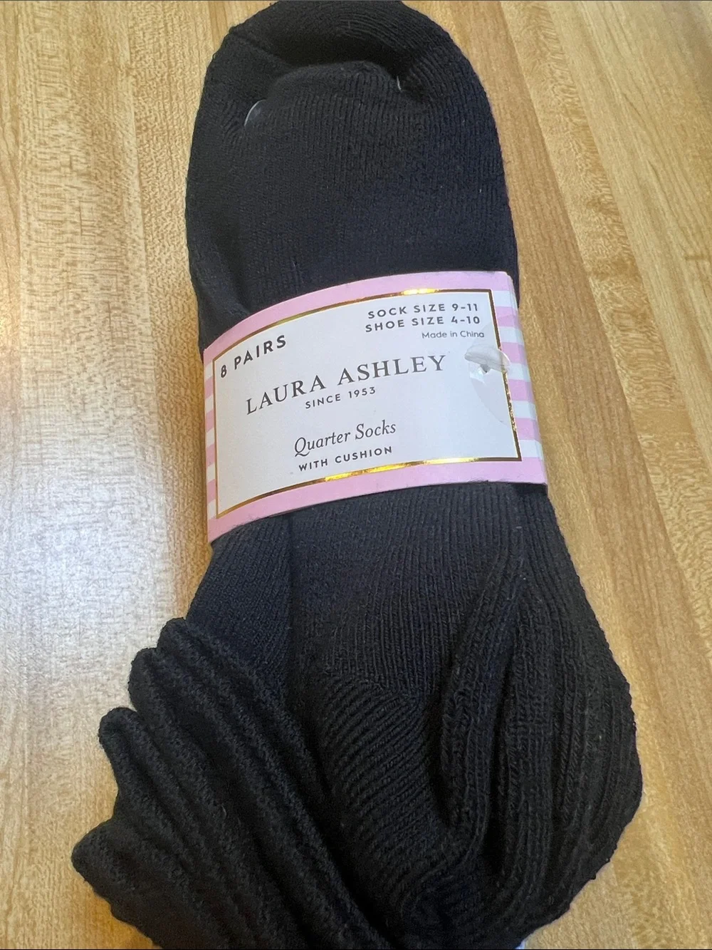 #3262**Laura Ashley White Quarter Cushion Socks - 6 Pairs
